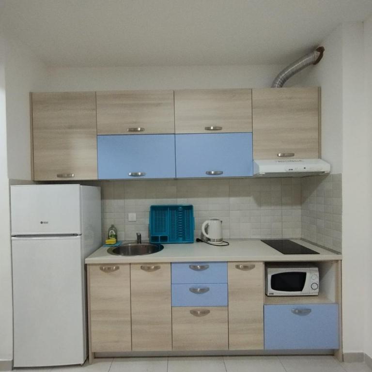 Becici Akacia Apartments - One-Bedroom Apartment - 2