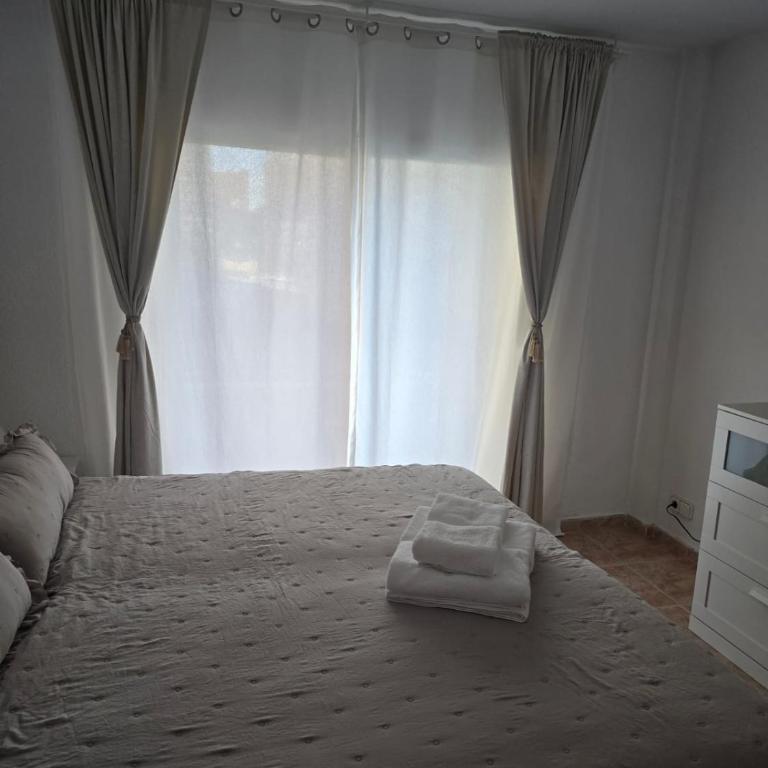 Two bedroom Levante Benidorm 3 minutes walk to the beach - Two-Bedroom Apartment - 7