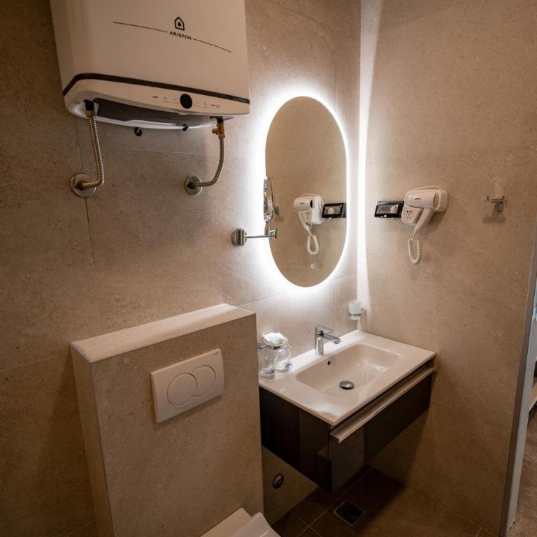 Hotel Aria - Double or Twin Room - 8