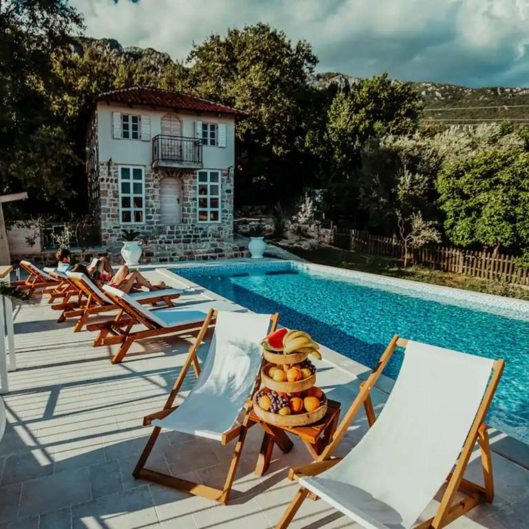 Old Wine House - Montenegro - Apartment - 1