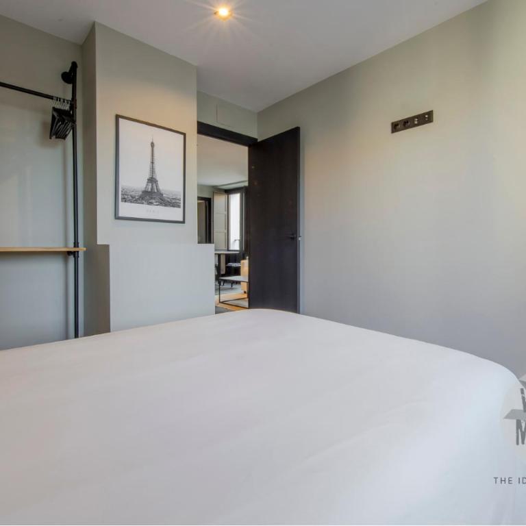 Vista a Madrid para 7 en Santa Ana 20 E2 - Apartamento - 14