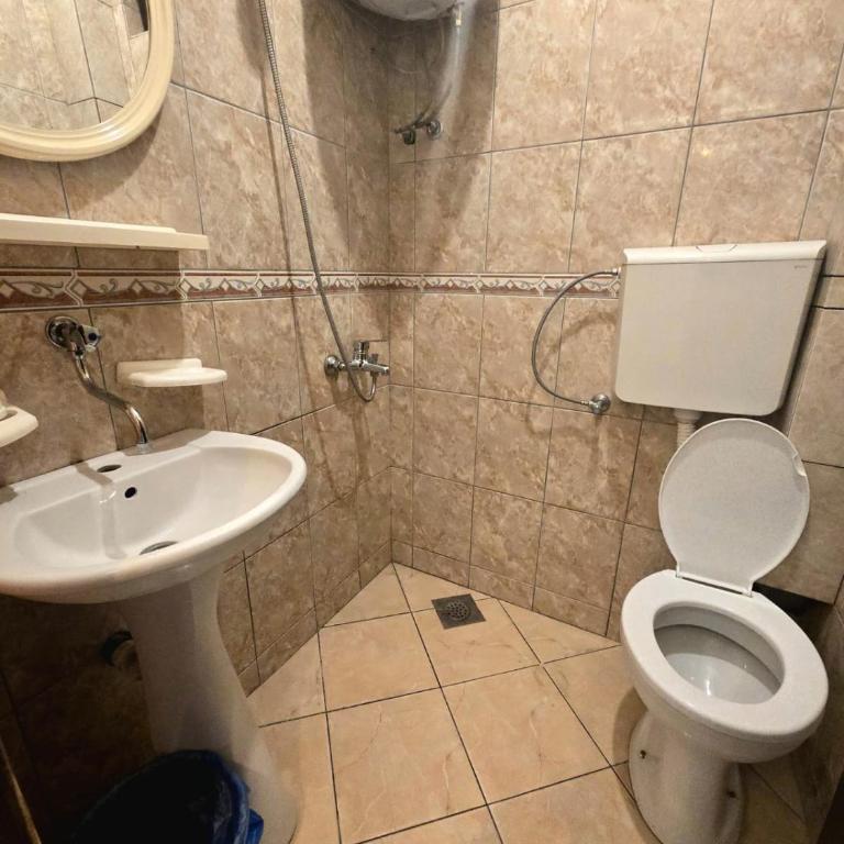 Lula Apartments 2 - Triple Room with Balcony - 8