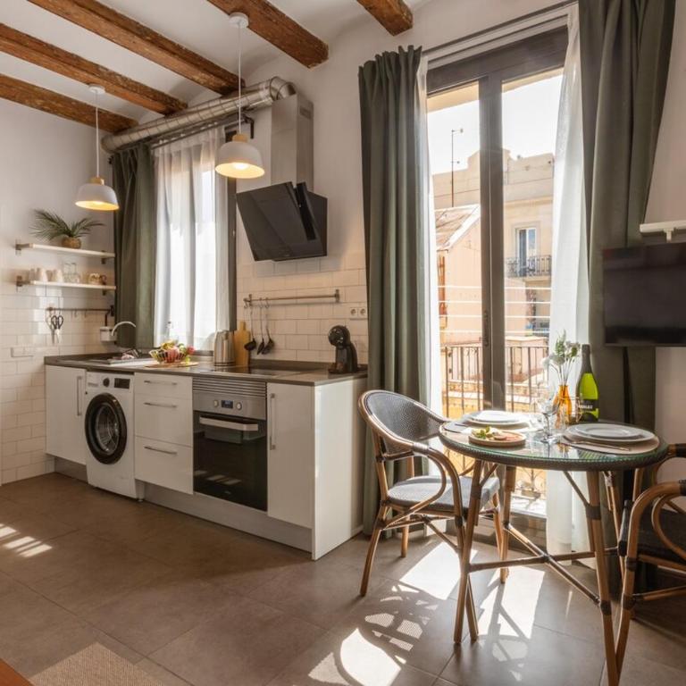 Lodging Apartments Almirall Beach 42 - One-Bedroom Apartment - 1