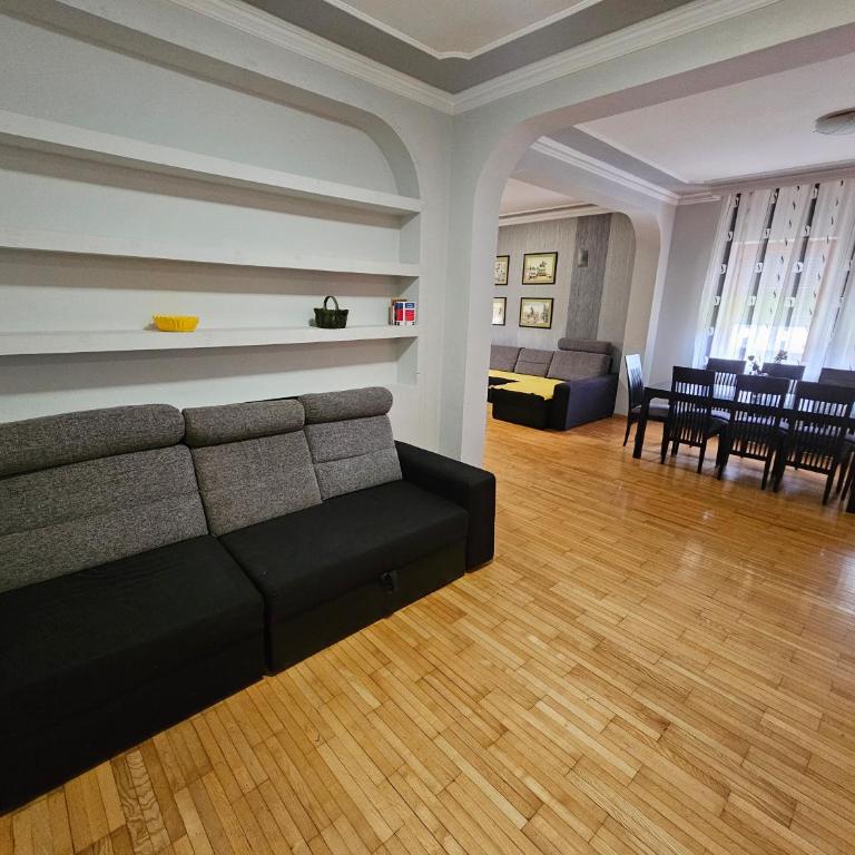 Zora apartment - Three-Bedroom Apartment - 15