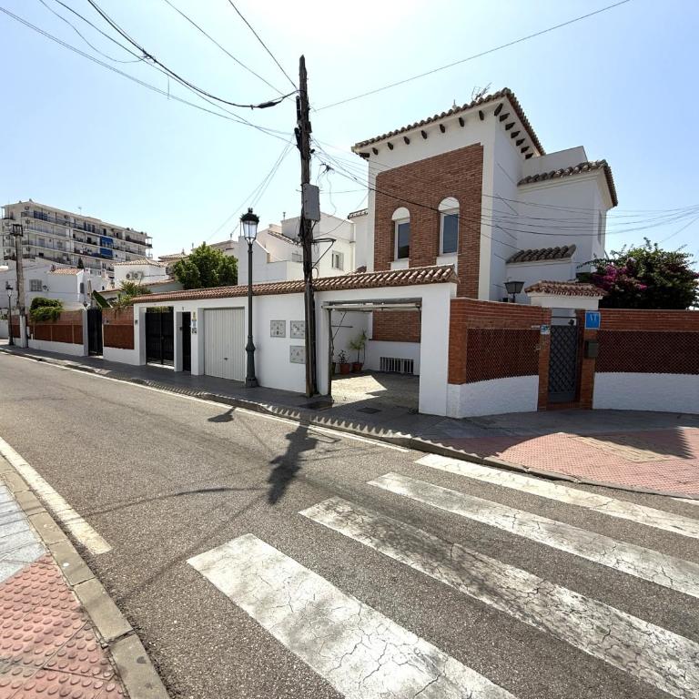 Nerja Paradise Rentals - Villa Verania - Villa - 36