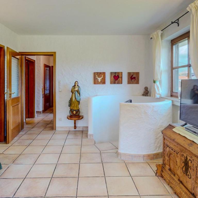 Xenia - Apartment mit Blick auf die Berge - 4