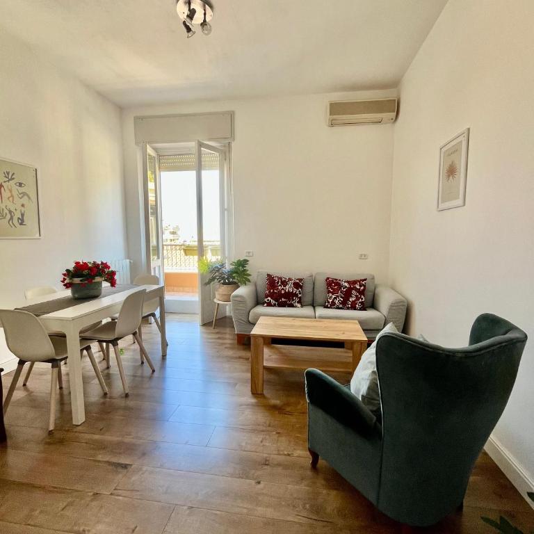 Pola38 - Appartamento Standard con 3 Camere da Letto - 1