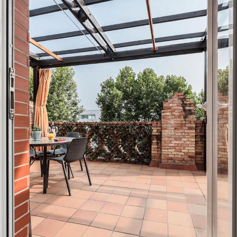 Bonito ático en el centro con terraza - Apartamento - 25