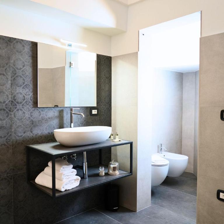 Palazzo Sozzi Luxury - ANTICO SPLENDORE nel CUORE di OSTUNI - King Room with Spa Bath - 36