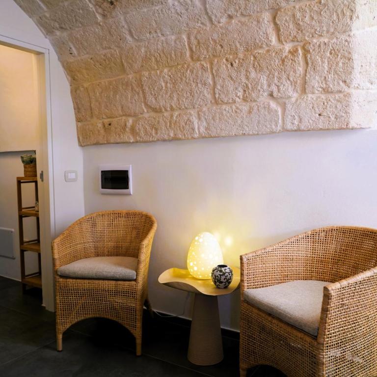 Palazzo Sozzi Luxury - ANTICO SPLENDORE nel CUORE di OSTUNI - King Room with Spa Bath - 10