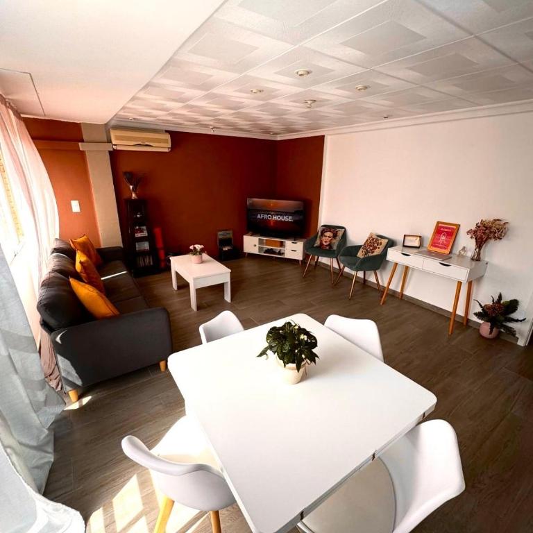 DJcumar Apartamento en Cullera comodo y bien ubicado - Three-Bedroom Apartment - 8