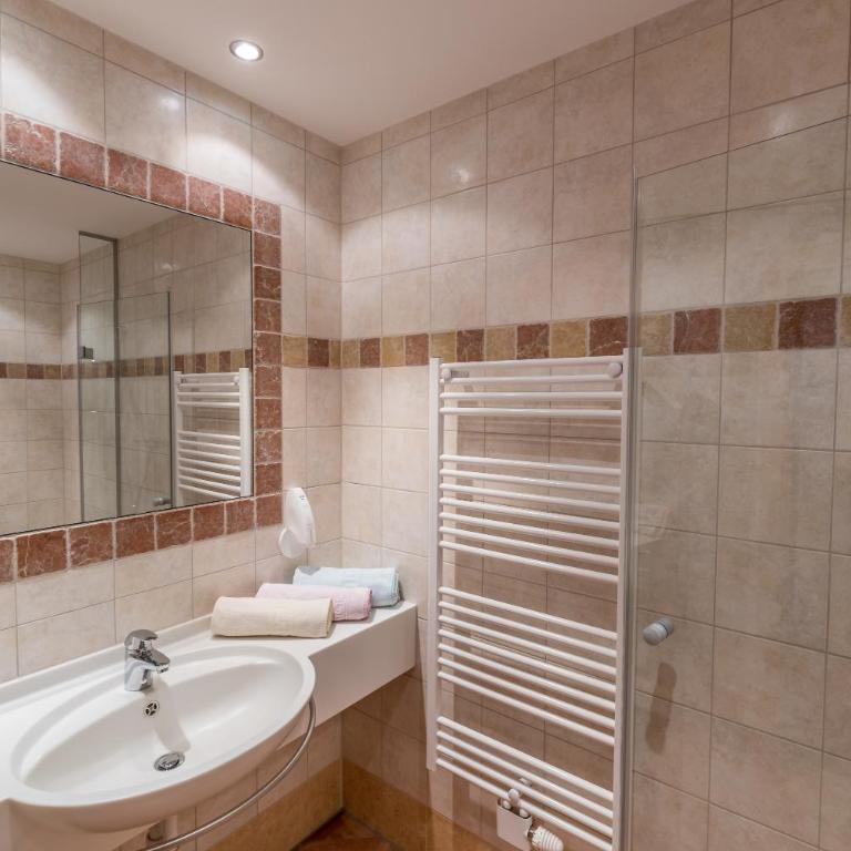 Peterbauerhof - Doppelzimmer mit eigenem Bad - 2