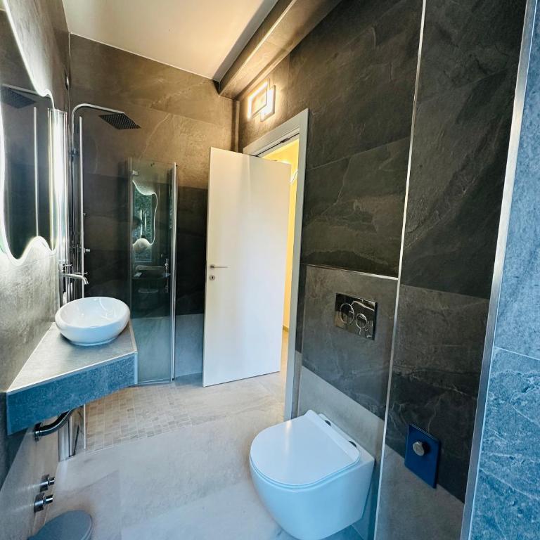 Lecco Rivers Retreat - Five Design Suites - Casa Vacanze - 16