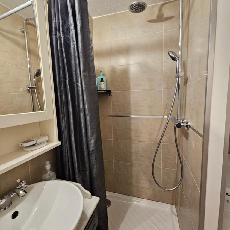 Aux pieds des pistes avec balcon - meublé 3 étoiles - Appartement avec Balcon - 27