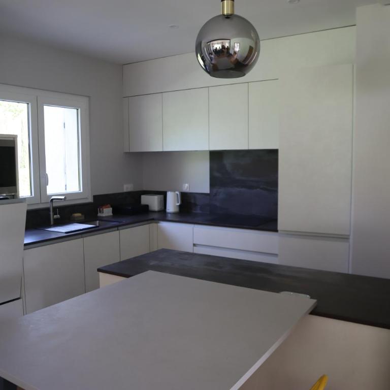 Belle Maison, calme avec parking - Maison 3 Chambres - 10
