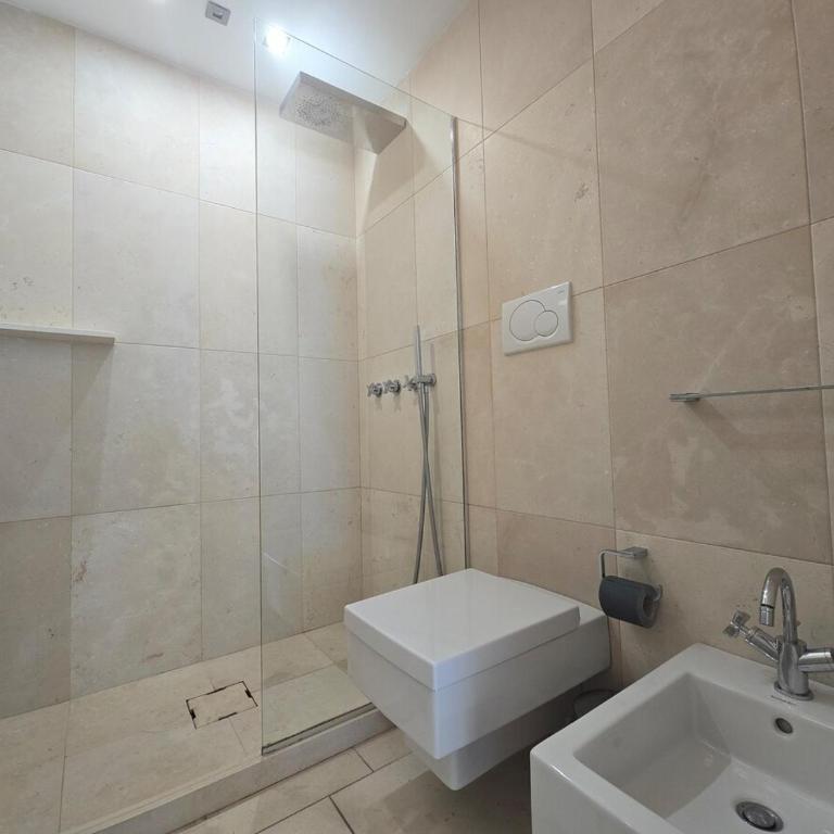 Il Passerotto - Three-Bedroom House - 12