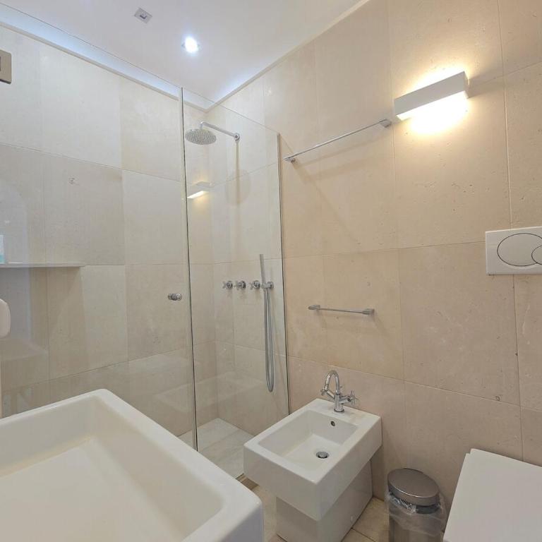 Il Passerotto - Three-Bedroom House - 22