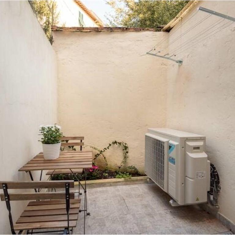 Interludio Fiorentino - Appartamento con 2 Camere da Letto - 32