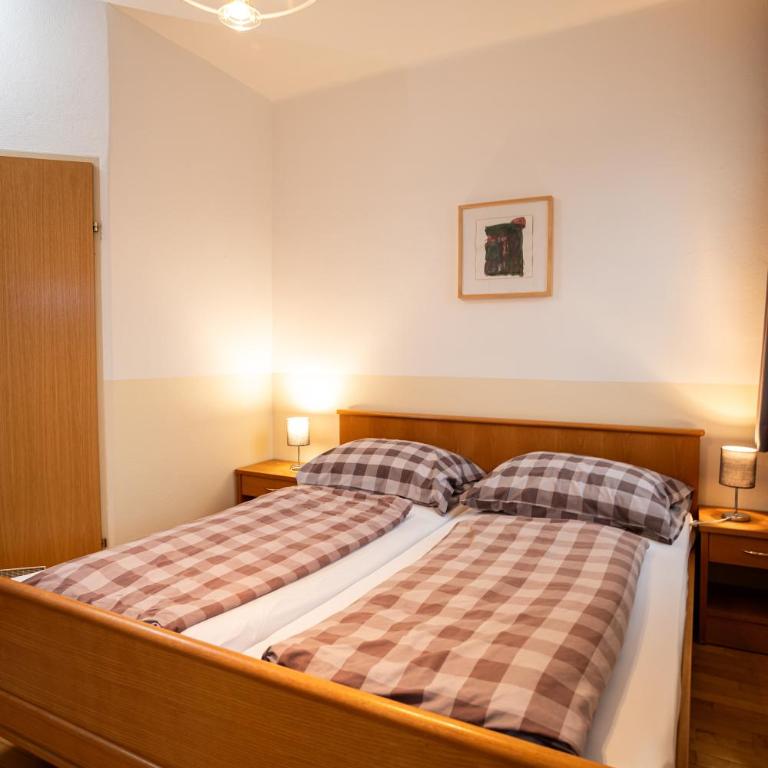Gasthaus-Gostišče-Trattoria Ogris - Doppelzimmer mit Gartenblick - 10