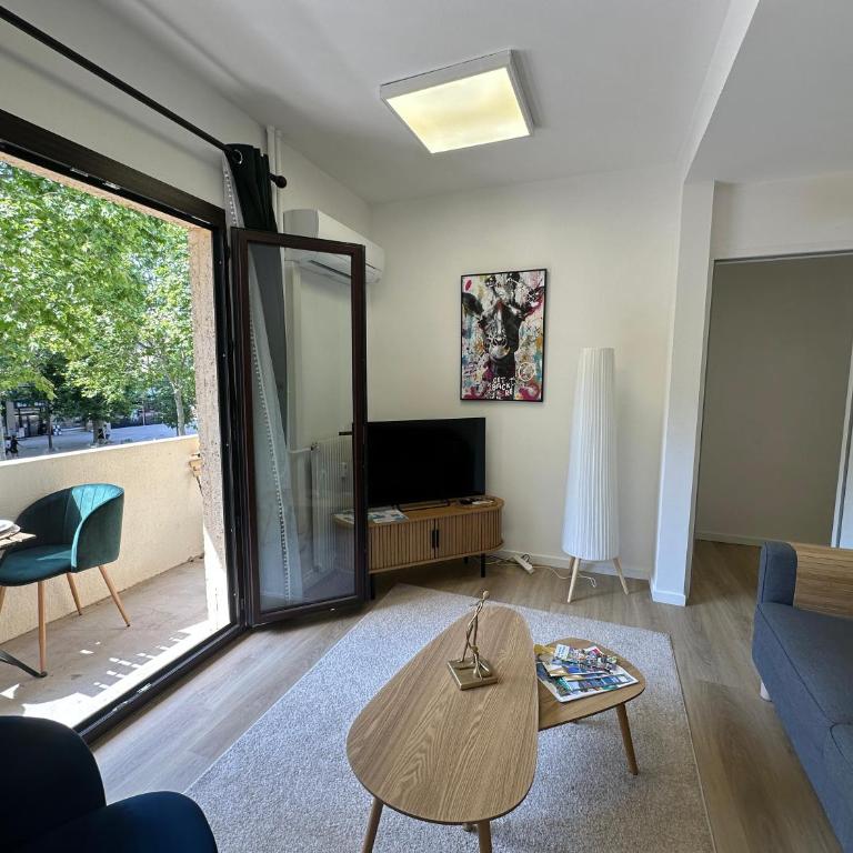 L'étape Aixoise - appartement climatisé terrasse centre ville Rotonde cours Mirabeau allées provençales - Apartment mit 1 Schlafzimmer - 2