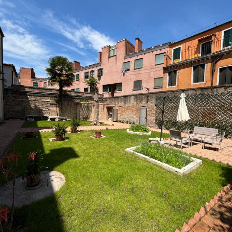 Il giardino di Anna- appartamenti con giardino privato - Appartamento con 1 Camera da Letto - 4
