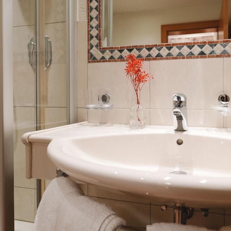 Alpenschlössl Boutique Appartements & Rooms - Deluxe Doppelzimmer mit Balkon - 2