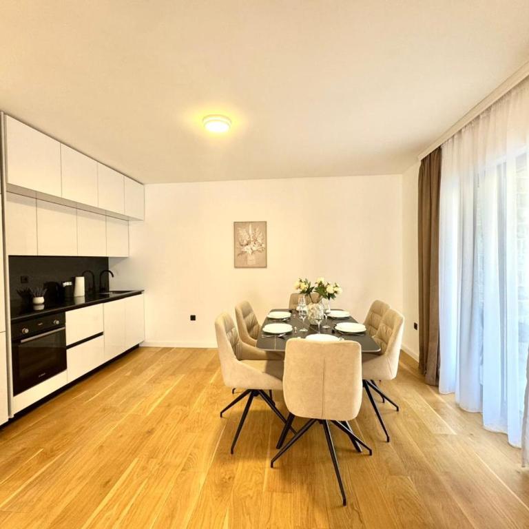 Sunny Bay Apartments - Apartman sa 2 Spavaće Sobe i Balkonom - 10