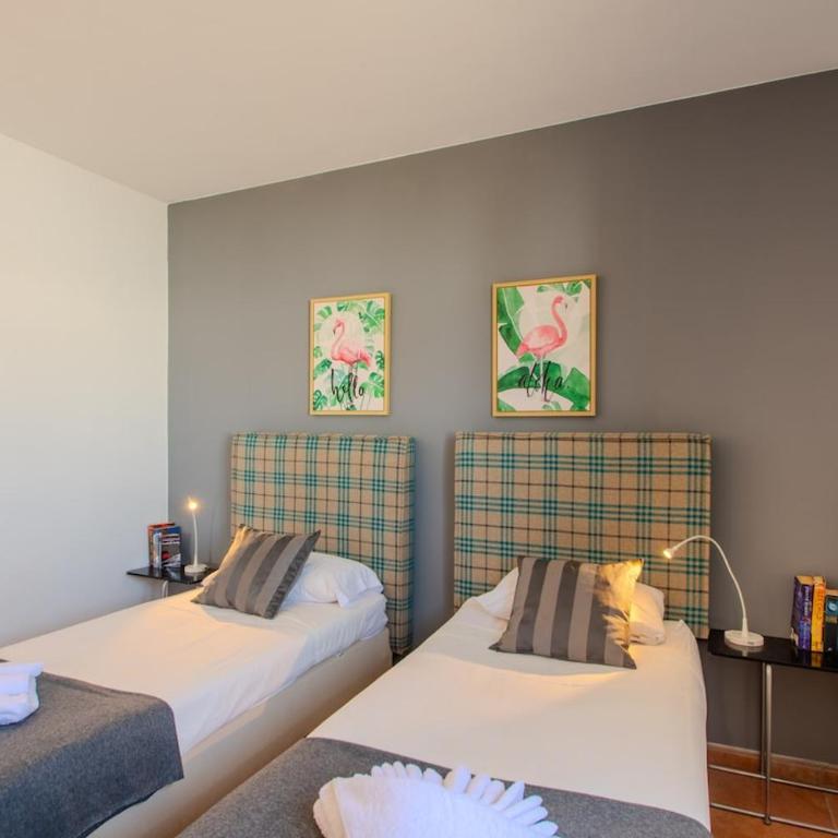 Casa Serena Panoramic Views, AC and Pool - Three-Bedroom House - 18