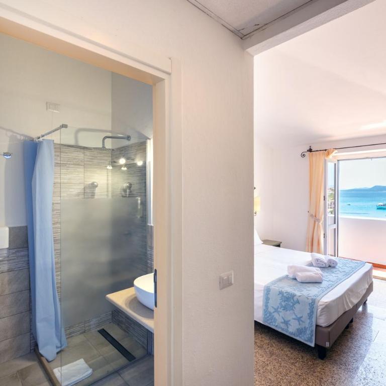 Hotel Castello - Camera Deluxe Matrimoniale/Doppia con Letti Singoli con Vista Mare - 4