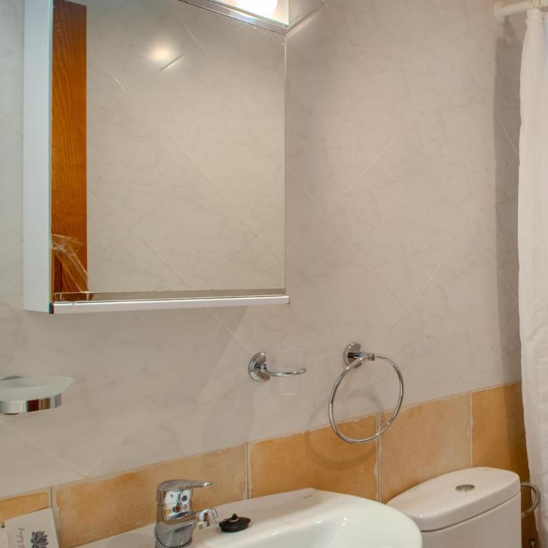 Casa Serena Panoramic Views, AC and Pool - Three-Bedroom House - 39