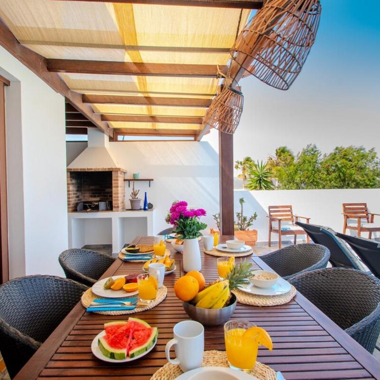 Casa Serena Panoramic Views, AC and Pool - Three-Bedroom House - 41