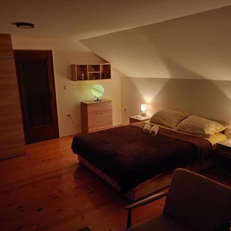 Dedinje, ul Zorana Mitrovića 22 - Haus mit 1 Schlafzimmer - 12
