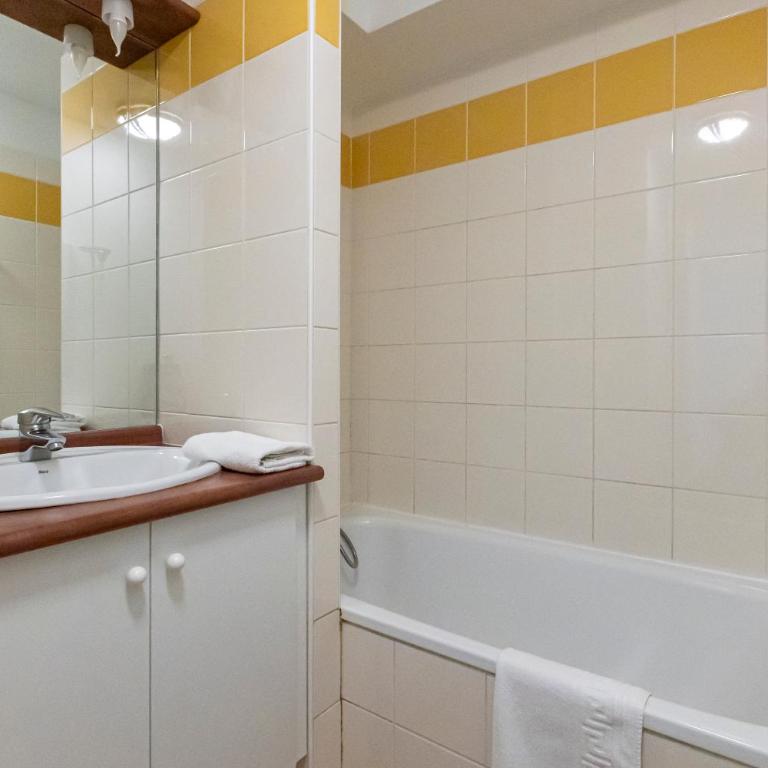 Résidence Odalys Soleil d'Aure - Appartement 2 Pièces Cabine - 5/6 Personnes - 3
