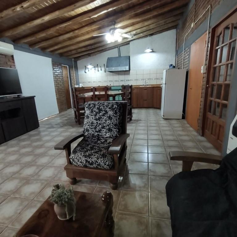 Carpe Diem! Brand new in Malargue - Casa de 3 dormitorios - 2