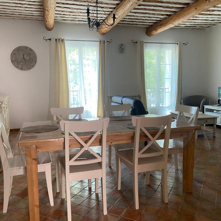 La maison des quais avec vue sur la Sorgue, terrasse, 2 chambres parking securise prive - Two-Bedroom Townhouse - 1