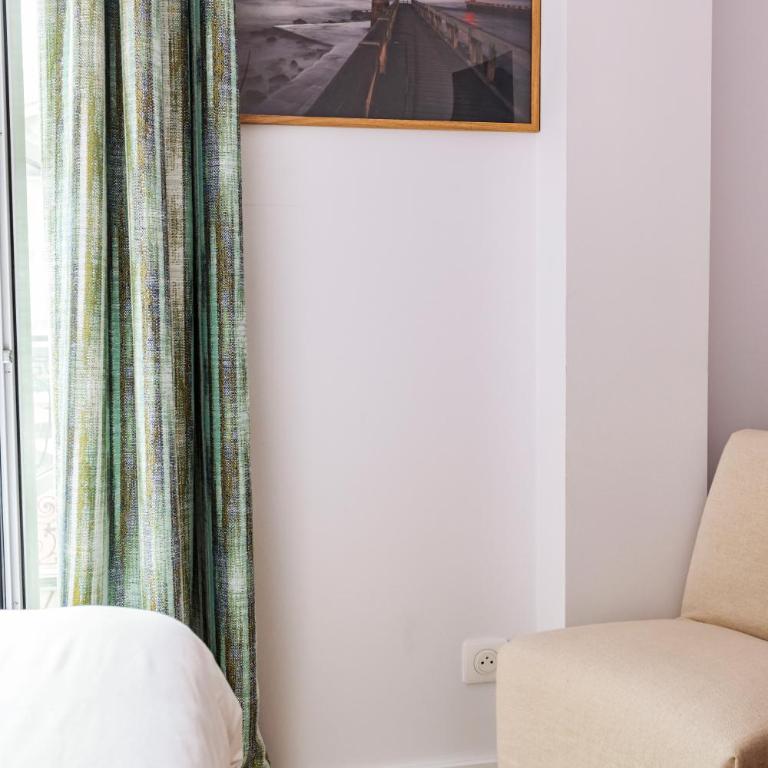 Hotel du Balcon - Chambre Double avec Balcon - 10