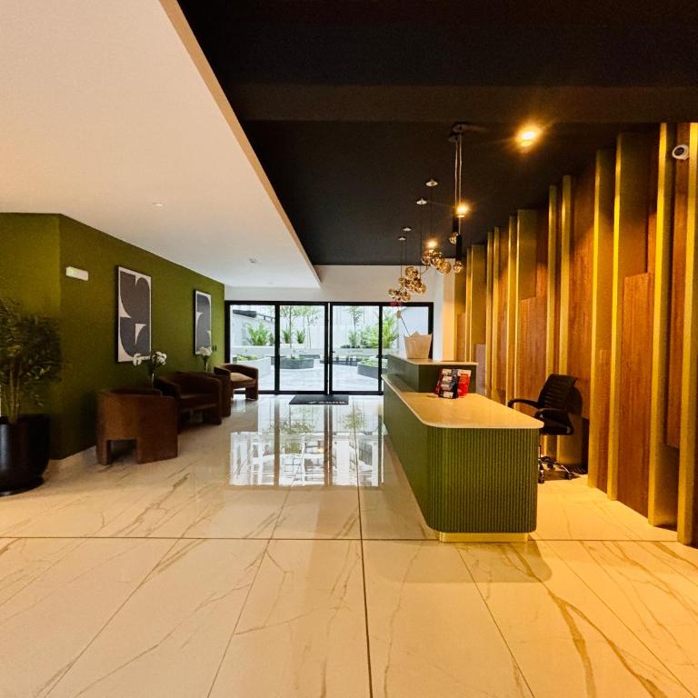 Modern and centrally located with a rooftop - One-Bedroom Apartment - 17