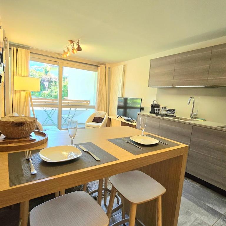 Modern apartment Rochebrune ski in ski out - One-Bedroom Apartment - 2