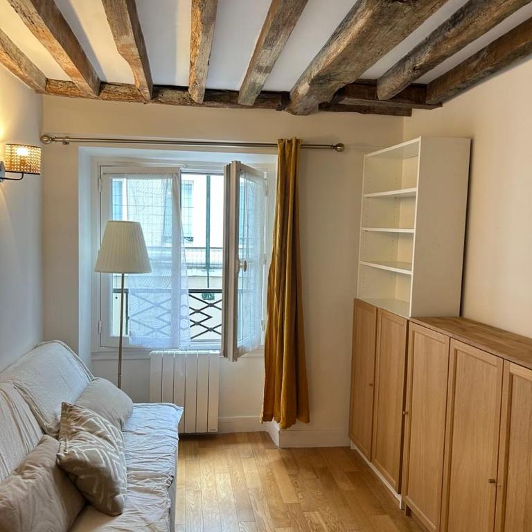 Spacious Parisian Flat Louvre Steps Eiffel Tower Access - Appartamento con 2 Camere da Letto - 2