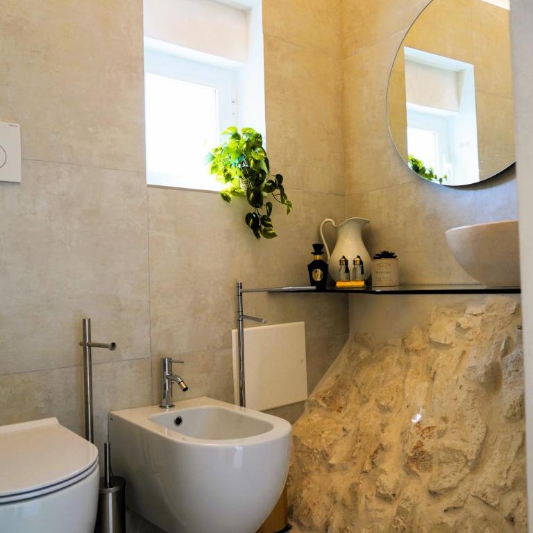 Palazzo Sozzi Luxury - ANTICO SPLENDORE nel CUORE di OSTUNI - Deluxe Double Room with Bath - 55
