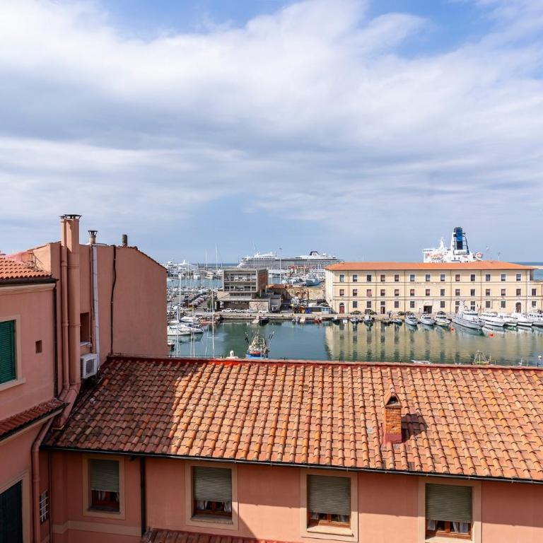 GuestHost - Quattro Mori Apartment with Terrace - Appartamento con 1 Camera da Letto - 1