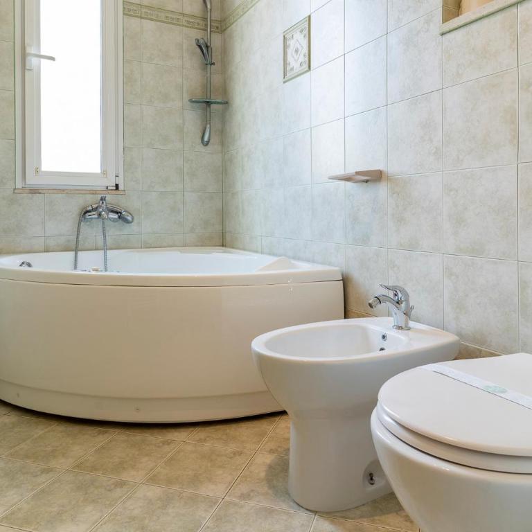 GuestHost - Quattro Mori Apartment with Terrace - Appartamento con 1 Camera da Letto - 16