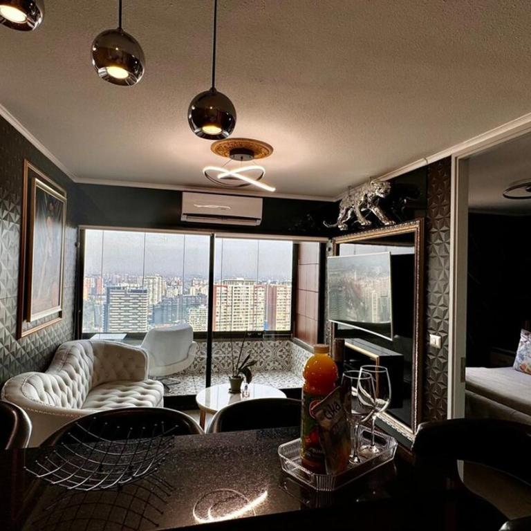 Amy Apartment frente al metro Irarrazaval - Two-Bedroom Apartment - 15