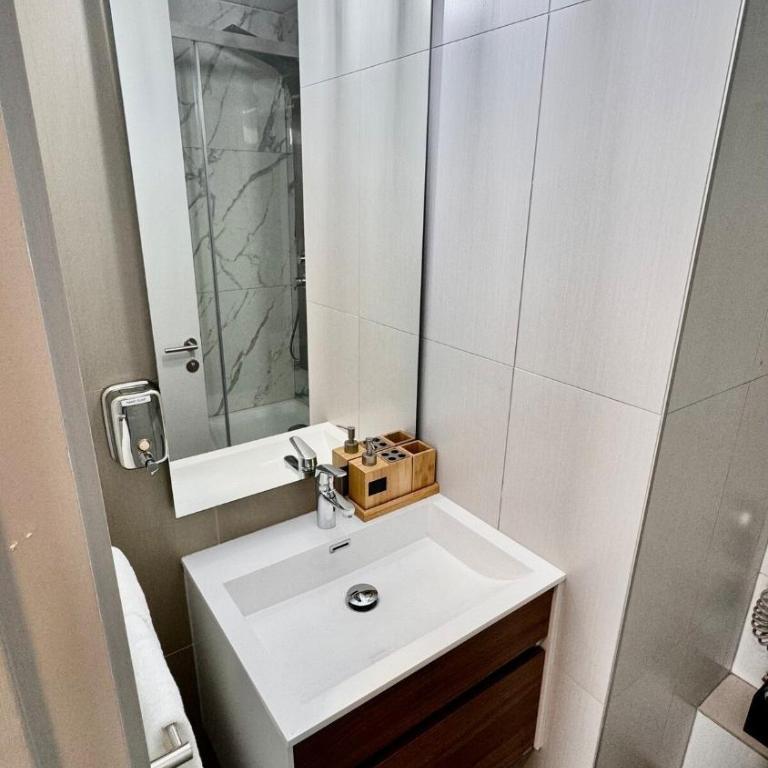 Amy Apartment frente al metro Irarrazaval - Two-Bedroom Apartment - 29