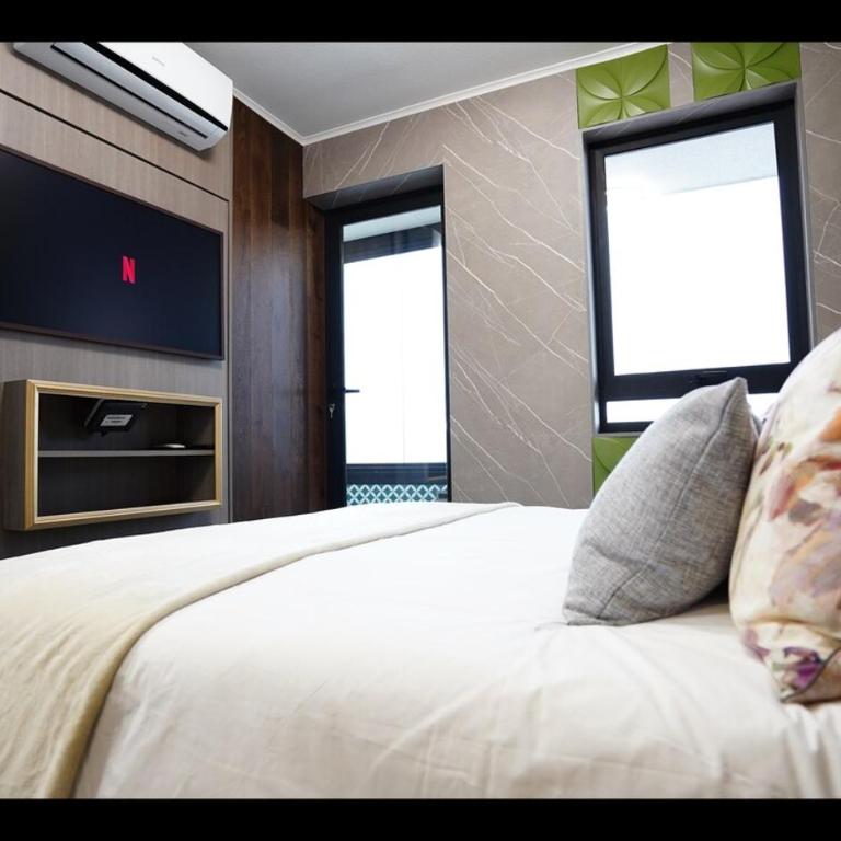 Sweet apartment frente al metro Irarrazaval - One-Bedroom Apartment - 3