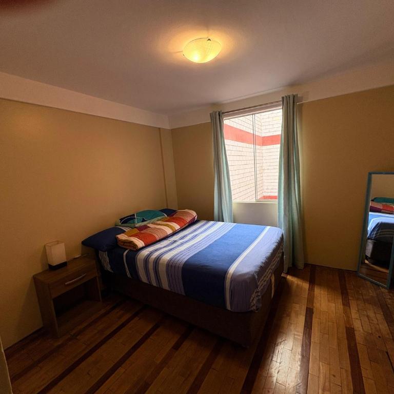 Departamento cerca al boulevard - Two-Bedroom Apartment - 13