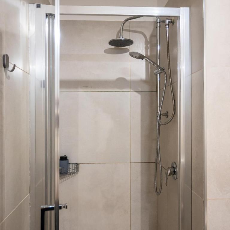 Gate 40 Roma - Triple Room with Private Internal Bathroom - 3