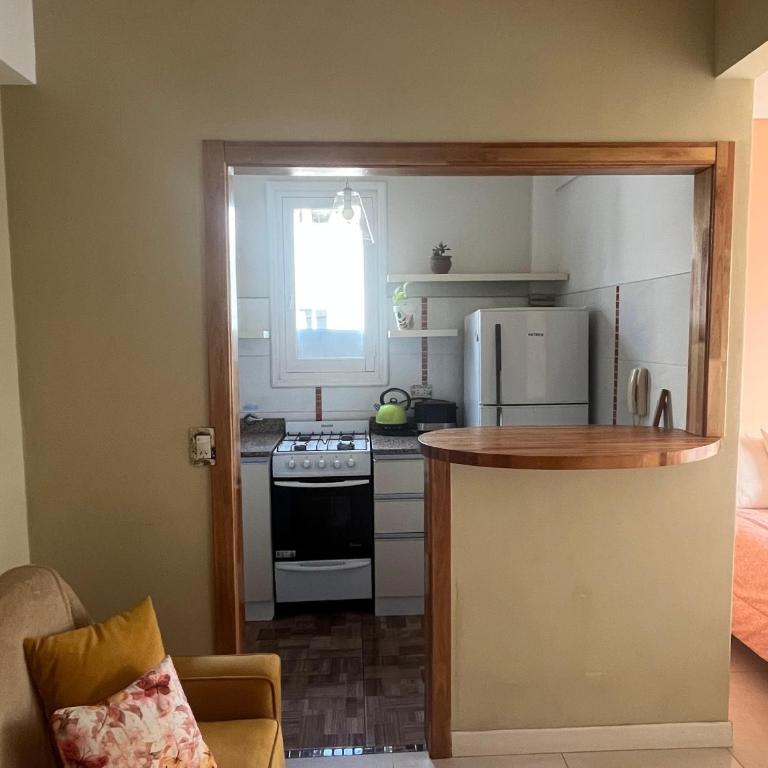 DEPTO LUMINOSO 1 AMB ZONA ALDREY - ALQUILER TEMPORADA - One-Bedroom Apartment - 3