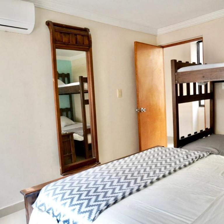 Apartamento tucurinca - Three-Bedroom Apartment - 10