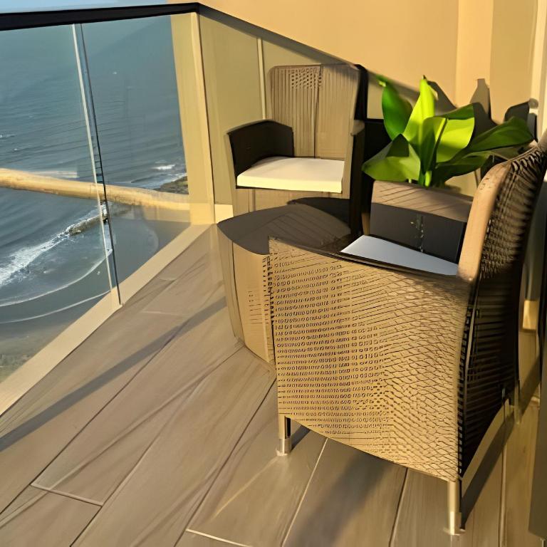 Spectacular apartment, unparallel views! - Two-Bedroom Apartment with Sea View - 18